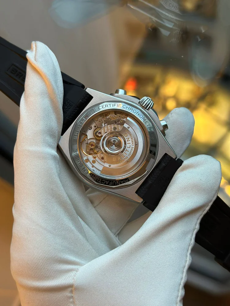 Breitling Chronomat Chronograph 42 box and papers 2020